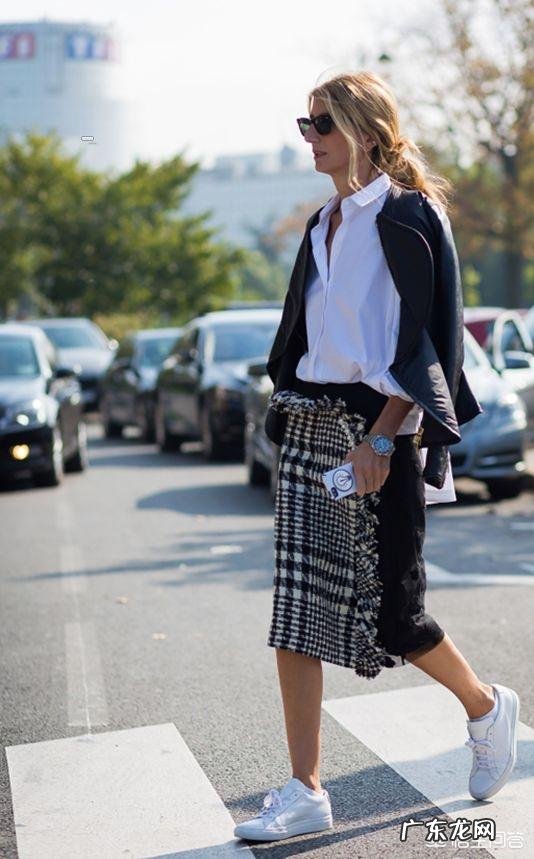 买了一件机车皮夹克,有什么好的穿搭建议吗?