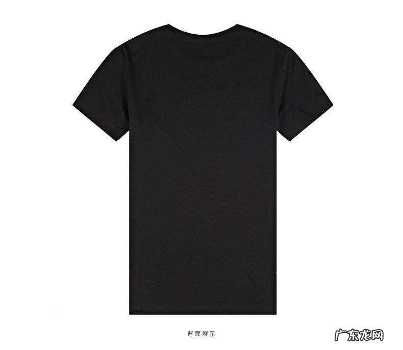 黑色t桖搭配什么短裤