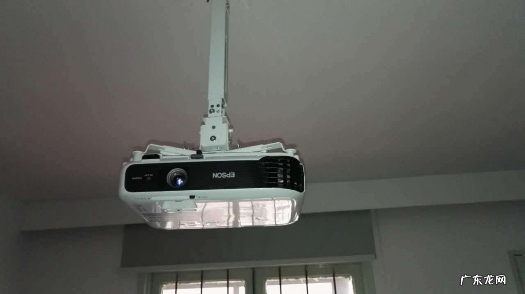 如何安装投影仪