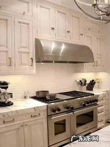 在家如何快速清理油烟机?