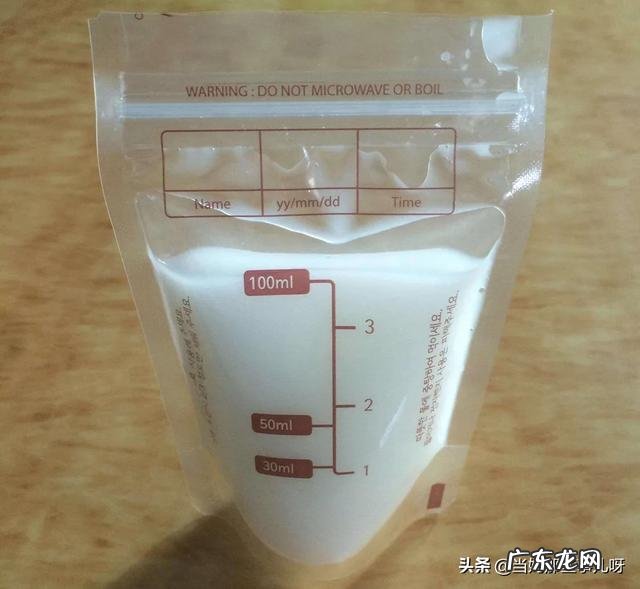 把母乳挤出来用奶瓶喂和直接吸奶有区别吗?