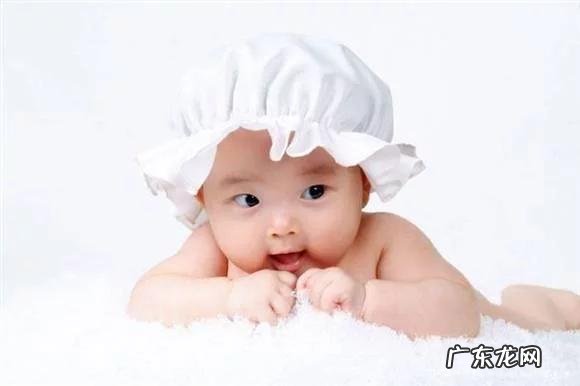 母乳喂养期间,妈妈是否需忌口?