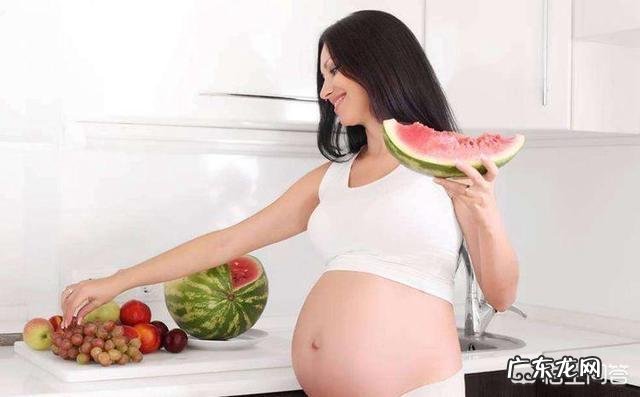 月子里面能不能吃水果哦？