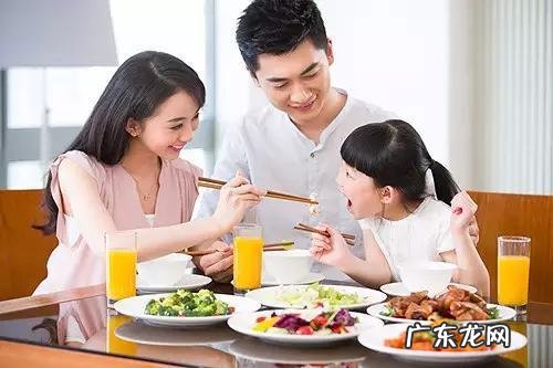 你当全职妈妈多少年了?到底学会了多少育儿知识?你对自己的孩子满意吗?对自己满意吗?