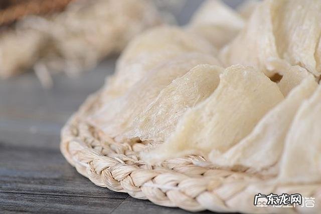 吃花胶和燕窝对身体有哪些帮助?