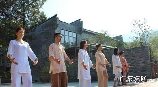 晨练的最佳时间应该是几点?