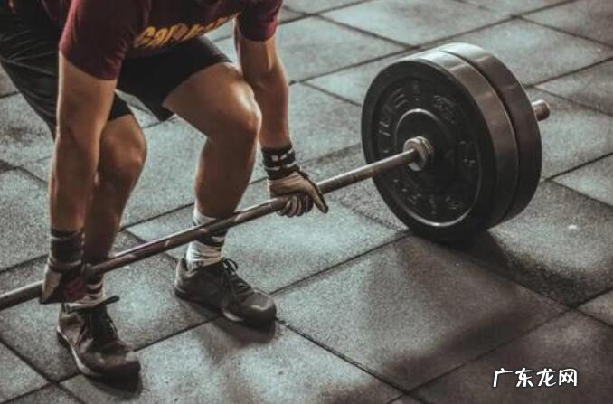 男人的健身动作推荐