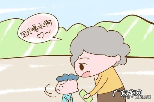 吃奶粉的新生儿如何喝水?