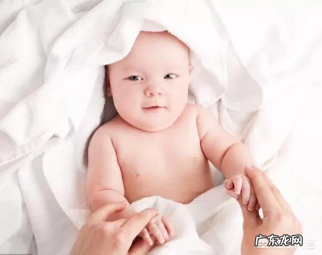 新生儿洗澡的禁忌有哪些?