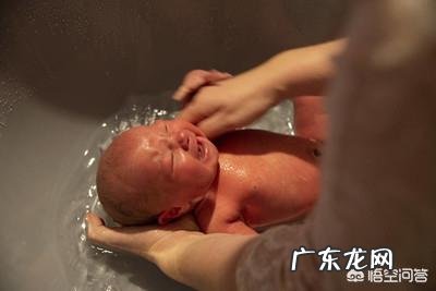新生儿洗澡的禁忌有哪些?