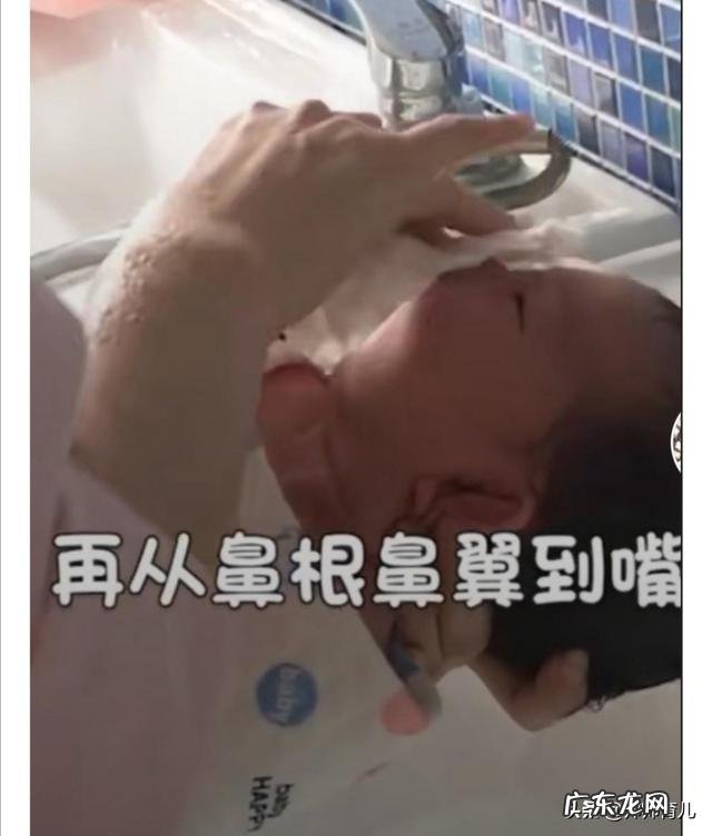 新生儿洗澡的禁忌有哪些?