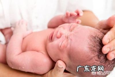 新生儿洗澡的禁忌有哪些?