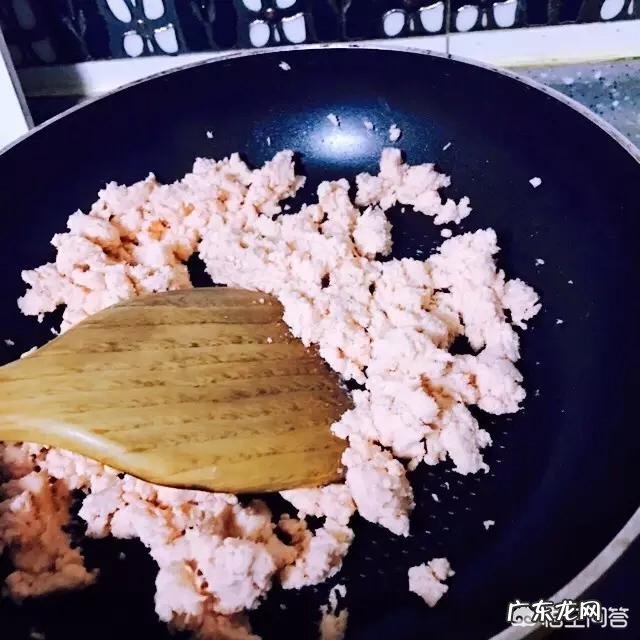 三文鱼作为宝宝辅食,该怎样做呢?