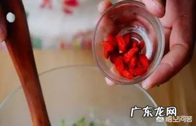 三文鱼作为宝宝辅食,该怎样做呢?