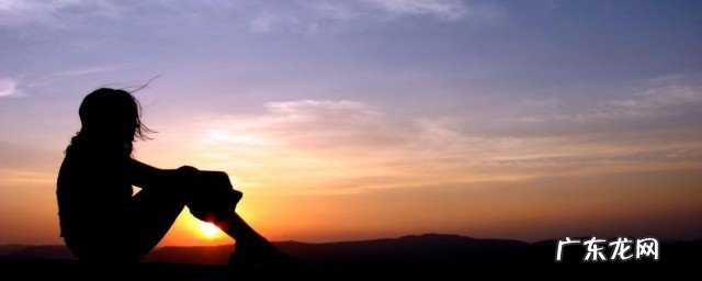 低调句子简短文艺