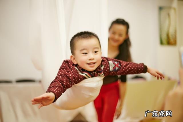 孙俪刘涛都是空中瑜伽爱好者，空中瑜伽安全吗，锻炼前有哪些注意事项？