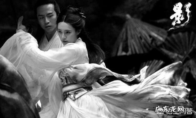 《影》最后孙俪在门缝间看到了什么?为何表情如此惊恐?