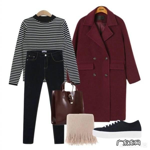 红色大衣配什么颜色的毛衫好看?