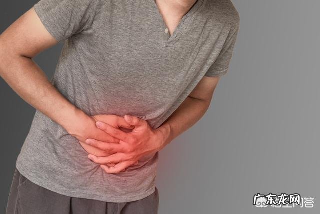 老有反酸烧心是怎么回事?