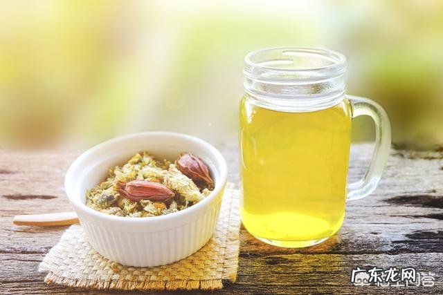 老有反酸烧心是怎么回事?