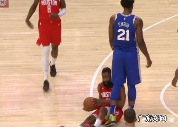 76人121-93大胜火箭,即便全场包夹哈登,哈登三节依旧拿下37分。76人的防守算成功吗?