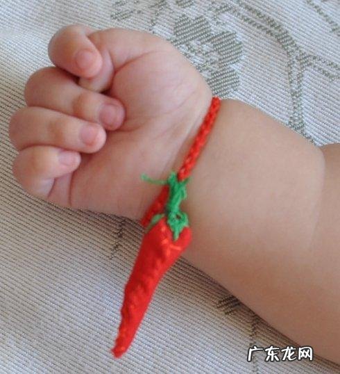 宝宝第一次理发在什么时候?