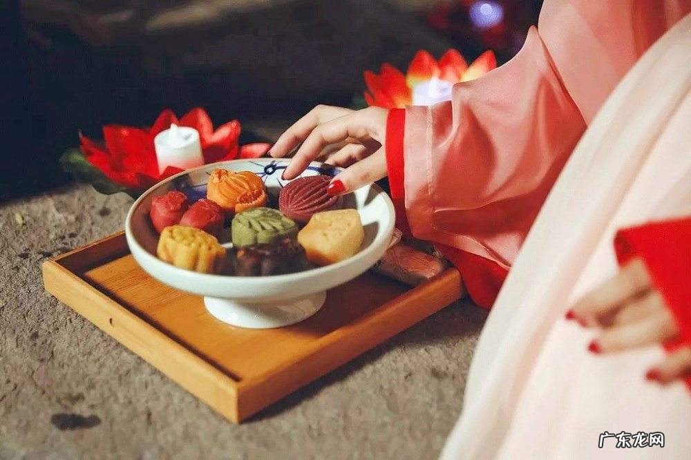 七夕节吃巧果的习俗介绍