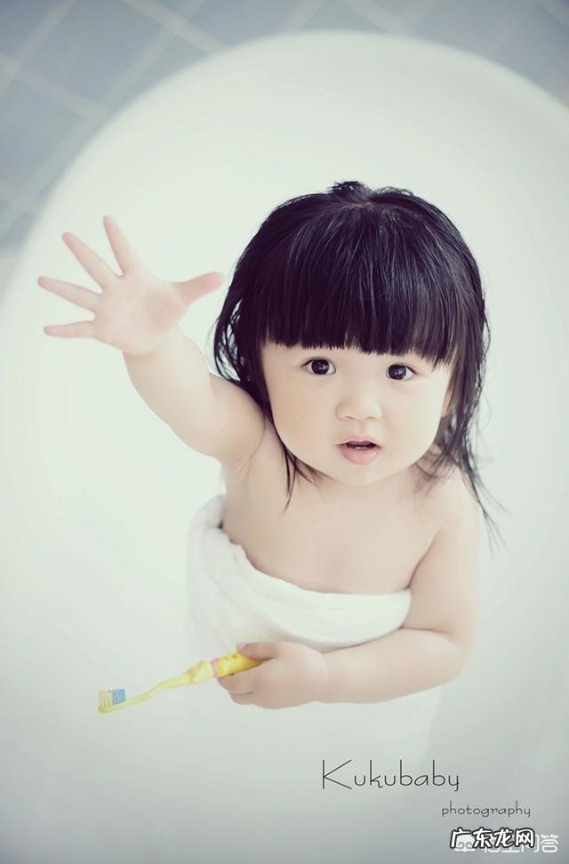 婴儿期的依恋对家庭教育有哪些作用?