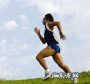 脚后跟骨刺是怎么形成的?