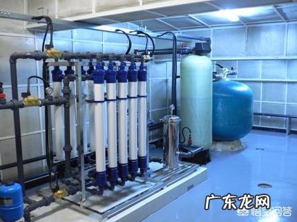 水质不达标的游泳池健康隐患多,那么如何辨别水质好坏?