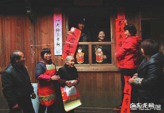 二十九是绝日,大年三十是立春,为什么只能在年二十八前贴对联挂灯笼?有什么说法吗?