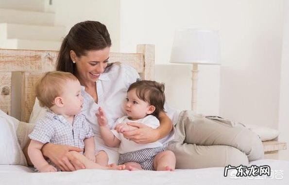 宝宝发育迟缓有哪些迹象?