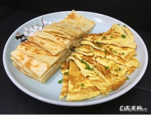 农村老话“头伏饺子二伏面,三伏烙饼摊鸡蛋”，末伏吃烙饼摊鸡蛋有啥说法？