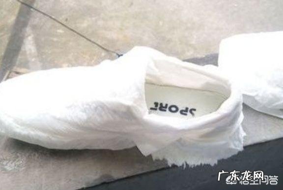 帆布鞋怎么洗才不会发黄？