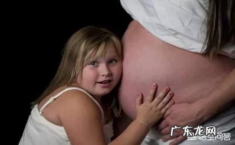 40多岁生二胎的妈妈们,现在是后悔还是庆幸?