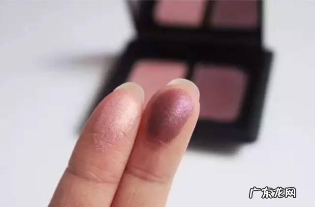 眼妆怎样化才能让眼睛瞬间放大两倍呢?