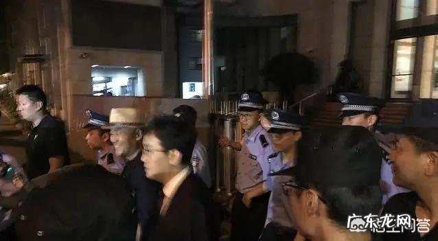 昨日,周立波与唐爽总算走到了关键的一步,双方迈进了法院。结果会怎么样?欢迎竞猜?