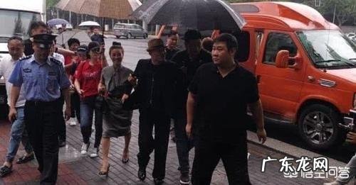 昨日，周立波与唐爽总算走到了关键的一步，双方迈进了法院。结果会怎么样？欢迎竞猜？