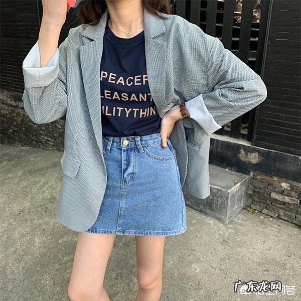 开春了,有哪些简单、时髦且能显年轻的小外套?