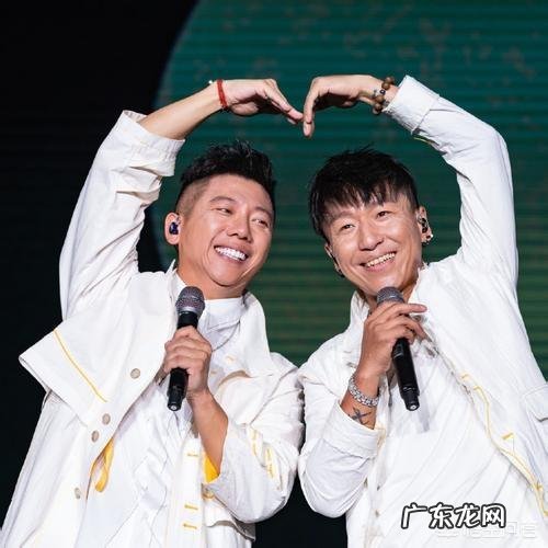 《失恋三十三天》电影剧组主演“全军覆没”,你有什么看法?