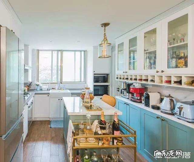 最流行的酒柜,怎么装修才能高大上呢?