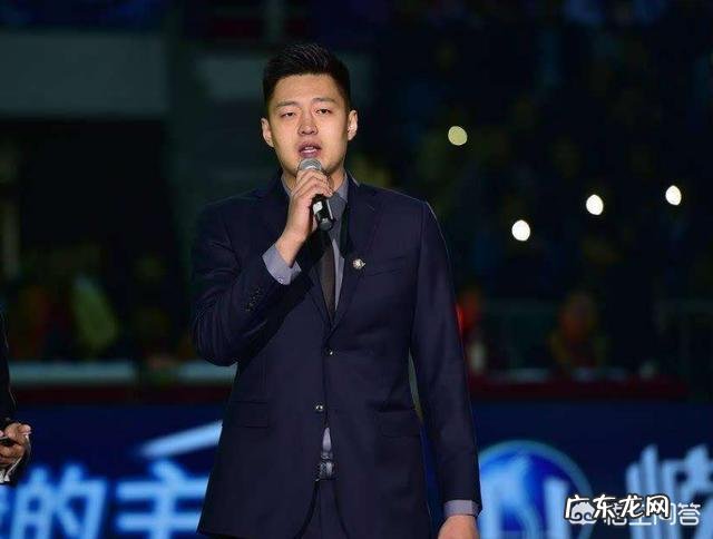 裁判张学文罚单，遭禁赛2场罚款10万，中国篮协的决定合理吗？