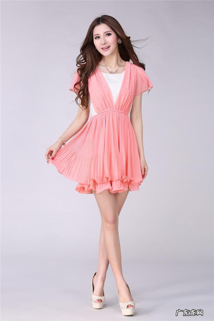 夏季连衣裙穿搭