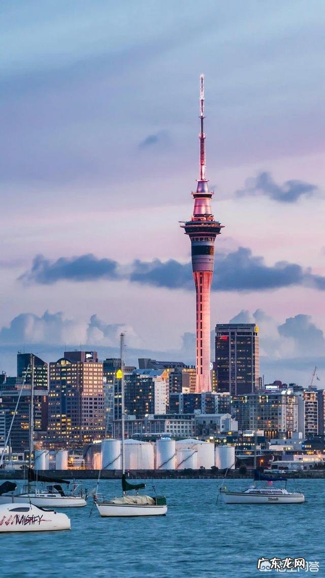 你所读过的书中哪句对联最经典?