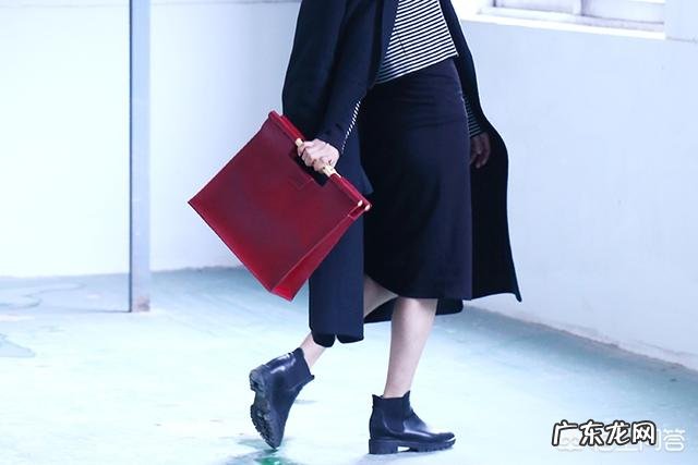 一千以内,推荐女生买什么牌子的包包?