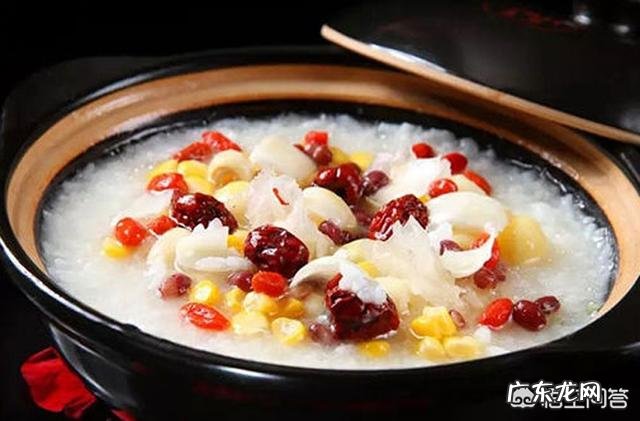 最近猪肉特别贵,你选择用什么代替用作你的秋补食谱?怎么做?