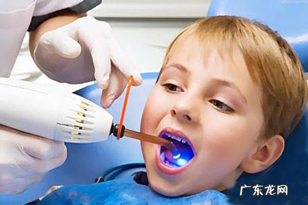 小孩子怎么做窝沟封闭?