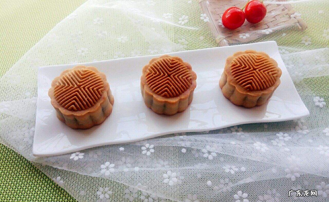 软糯月饼做法