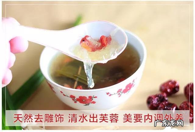 请问花好多钱在护肤品上皮肤依然暗沉怎么办呢?