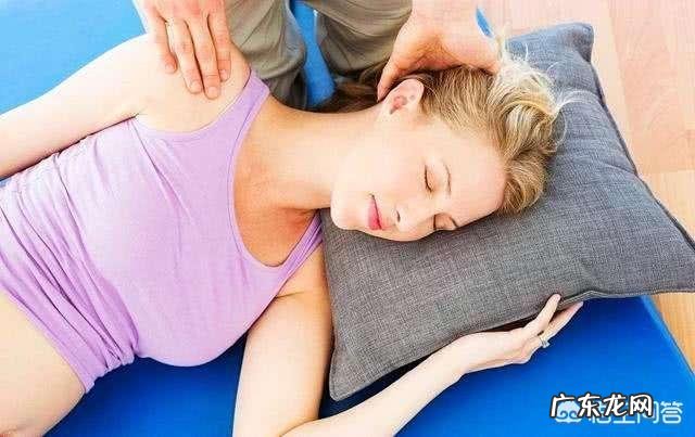 为什么别人说孕妇应该左侧卧睡?